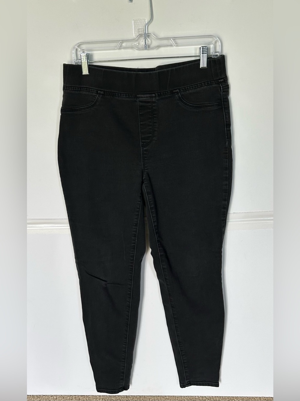 Talbots Womens Black Stretch Pull-On Jeggings. Size 8